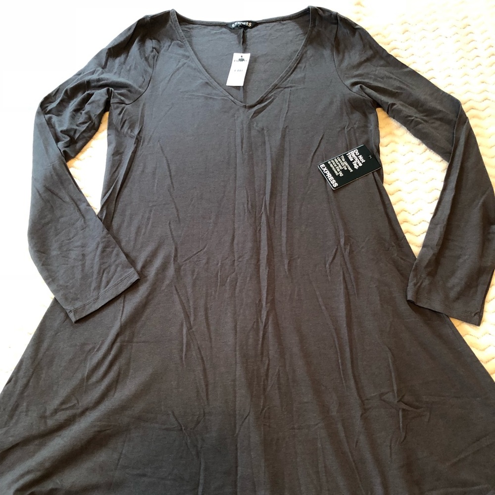 V neck swing dress